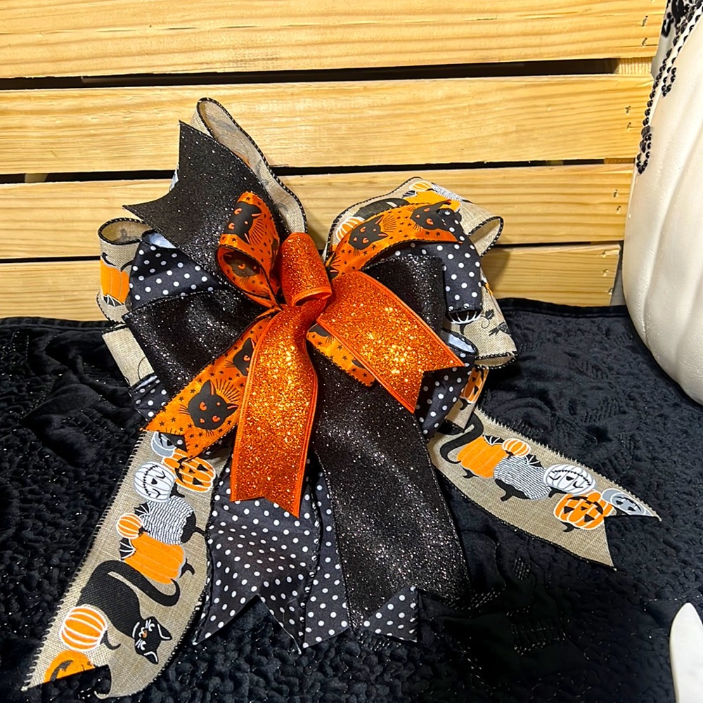 Handmade Halloween 🎃 Bow